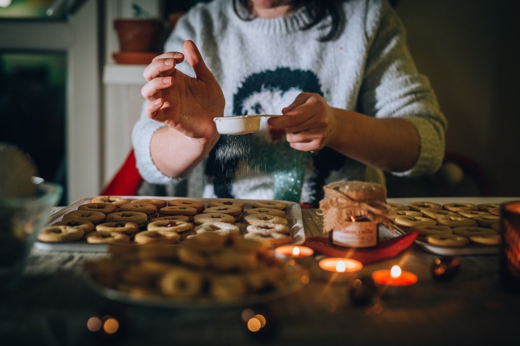 Baking cookies in the kitchen, Autumn 2024 by HelenJank from PixaBay.